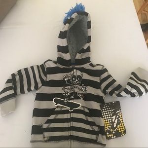 Stripped Sweater with a Mowhank